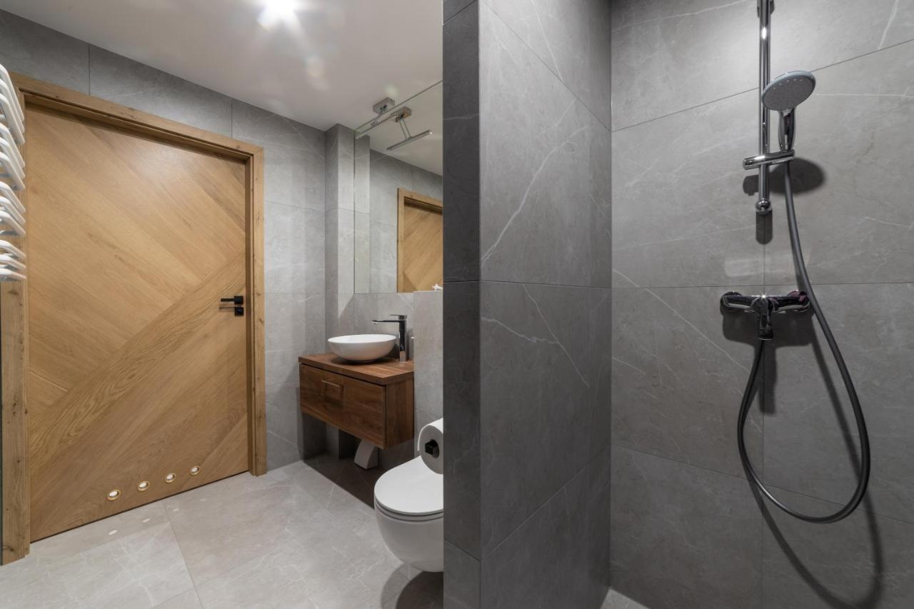 Milu Apartments Sebastiana Краков Экстерьер фото